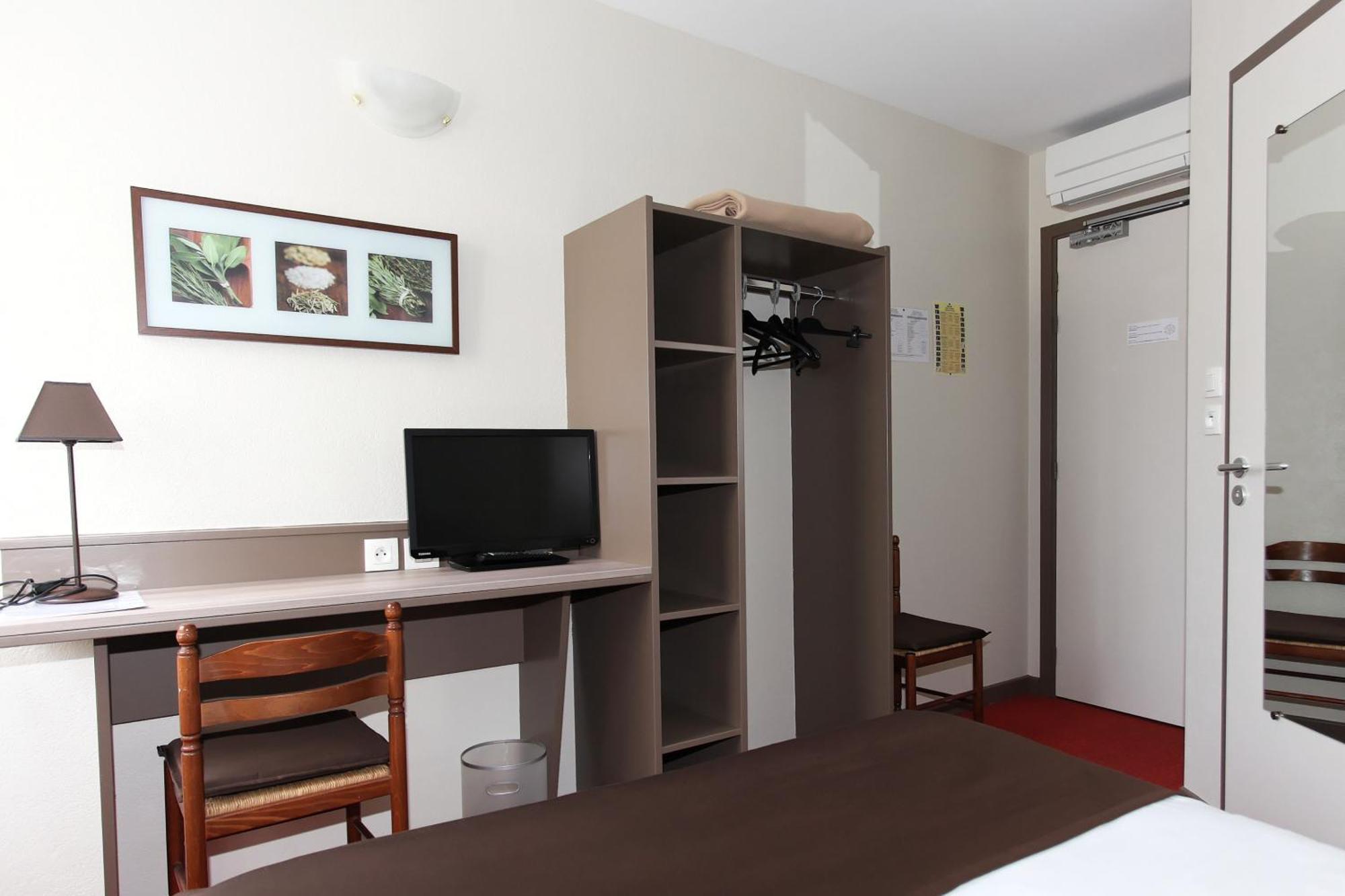 Hotel De L'Ill Strasbourg Bagian luar foto