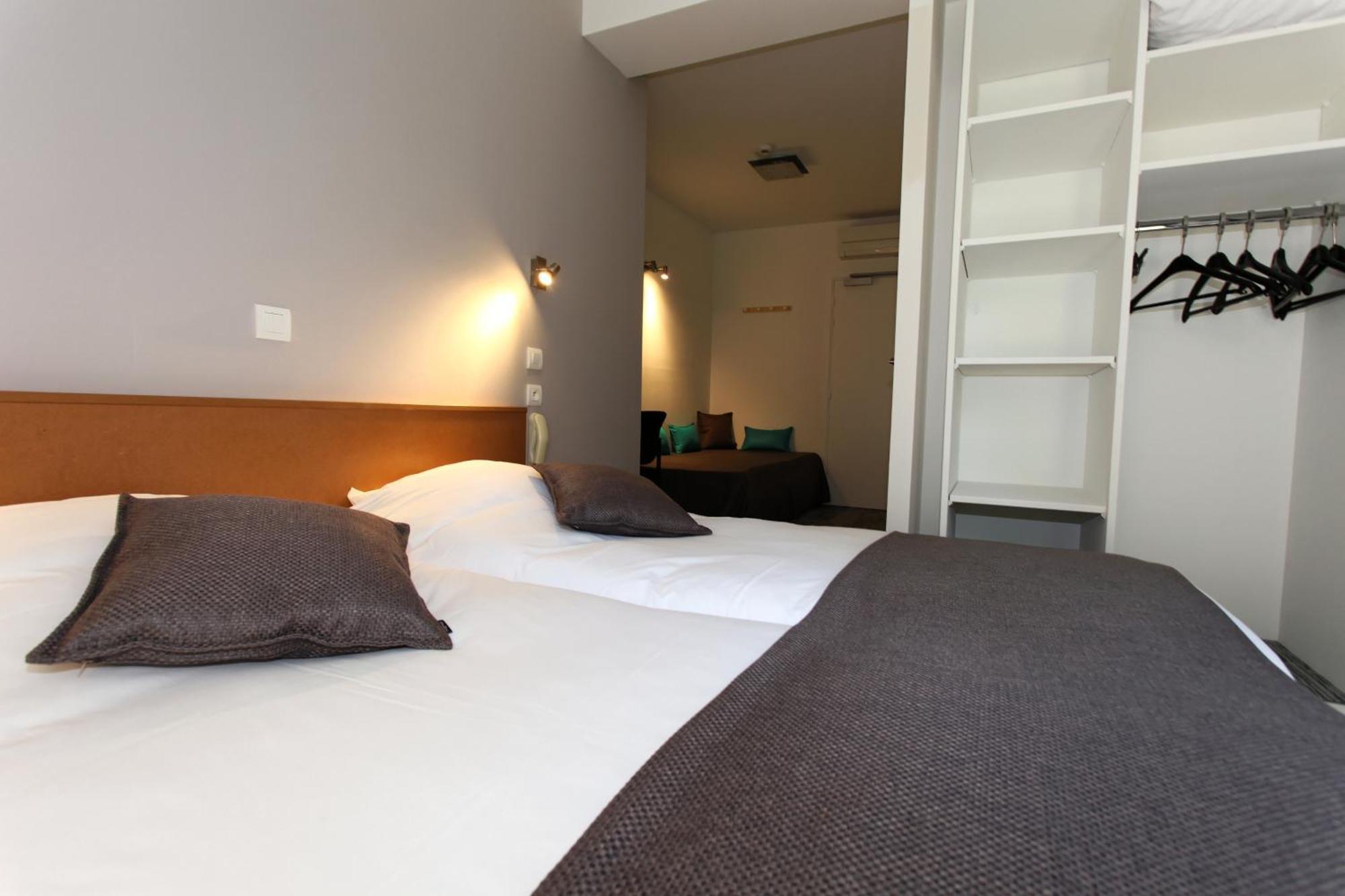Hotel De L'Ill Strasbourg Bagian luar foto