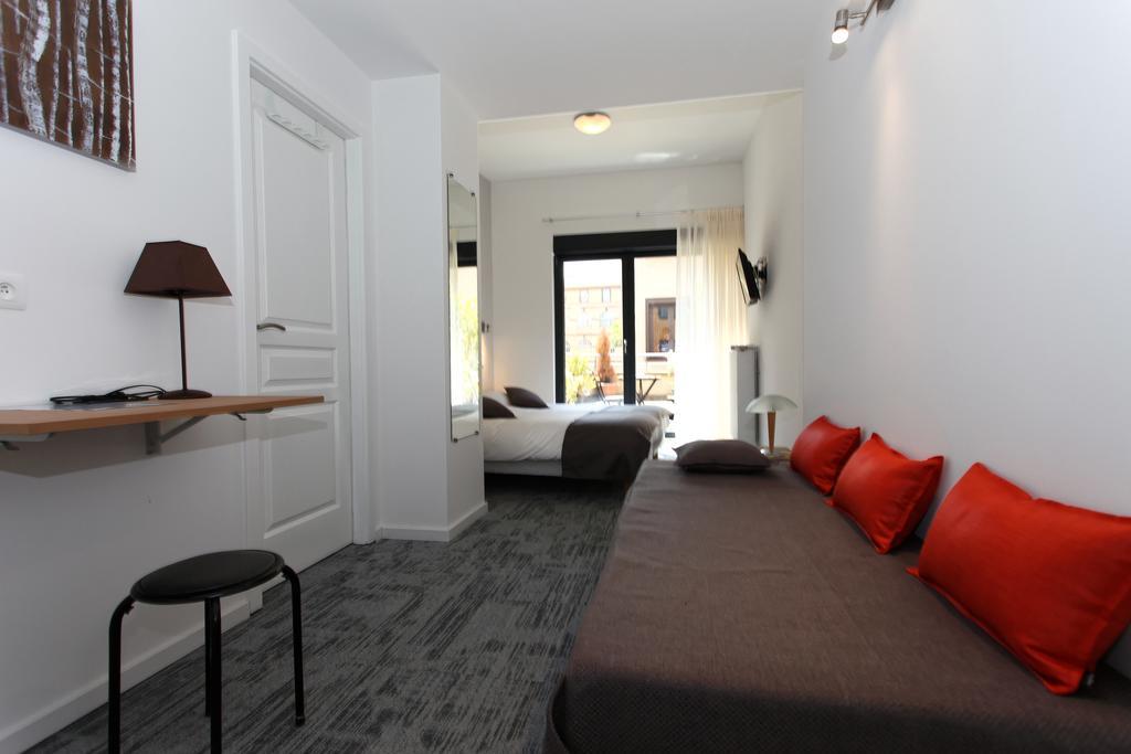 Hotel De L'Ill Strasbourg Bagian luar foto