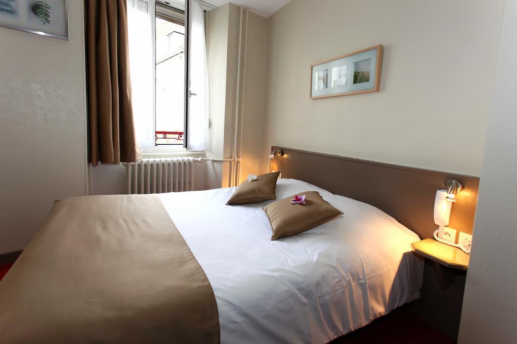 Hotel De L'Ill Strasbourg Bagian luar foto